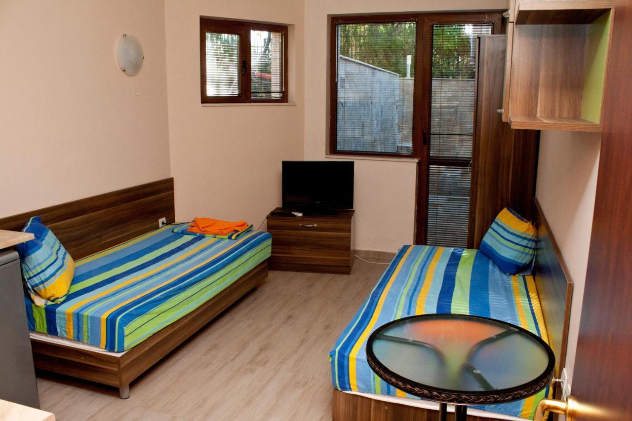 Fantasy Apartments Saint Constantine And Helena Resort Saints Constantine and Helena Exterior foto