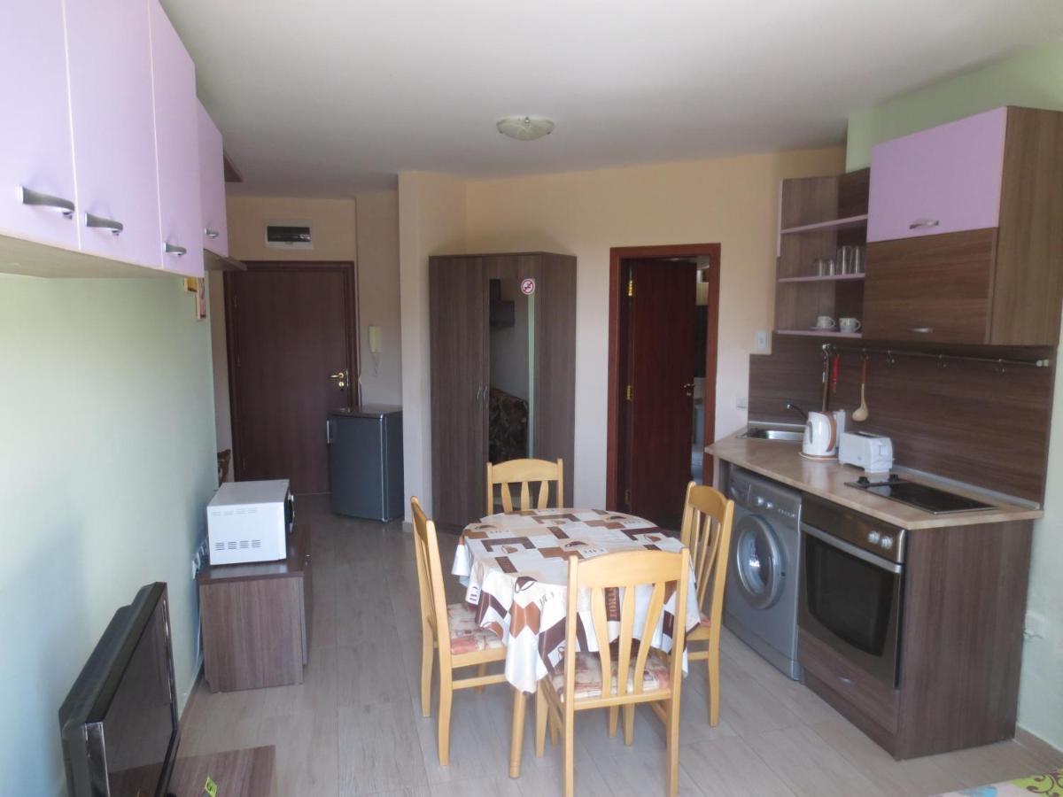 Fantasy Apartments Saint Constantine And Helena Resort Saints Constantine and Helena Exterior foto